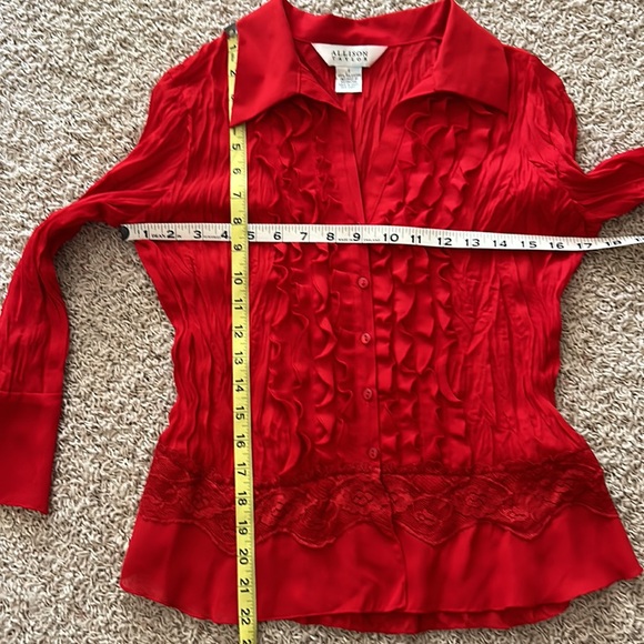 NWT⭐️Vintage ALLISON TAYLOR Ruffles and Lace Red V-Neck DressyTOP❤️Size Small - Picture 7 of 11